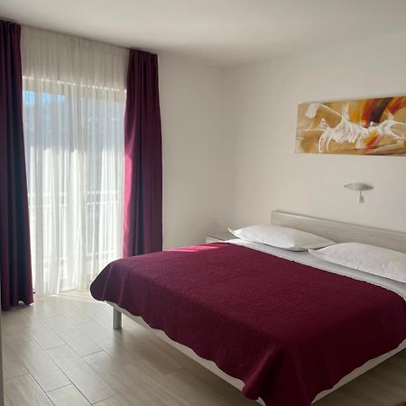 Apartman Tessa Vela Luka Exterior photo