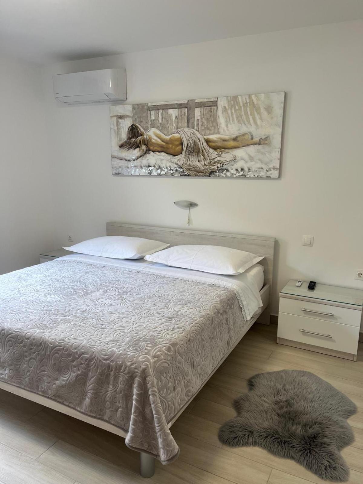 Apartman Tessa Vela Luka Exterior photo