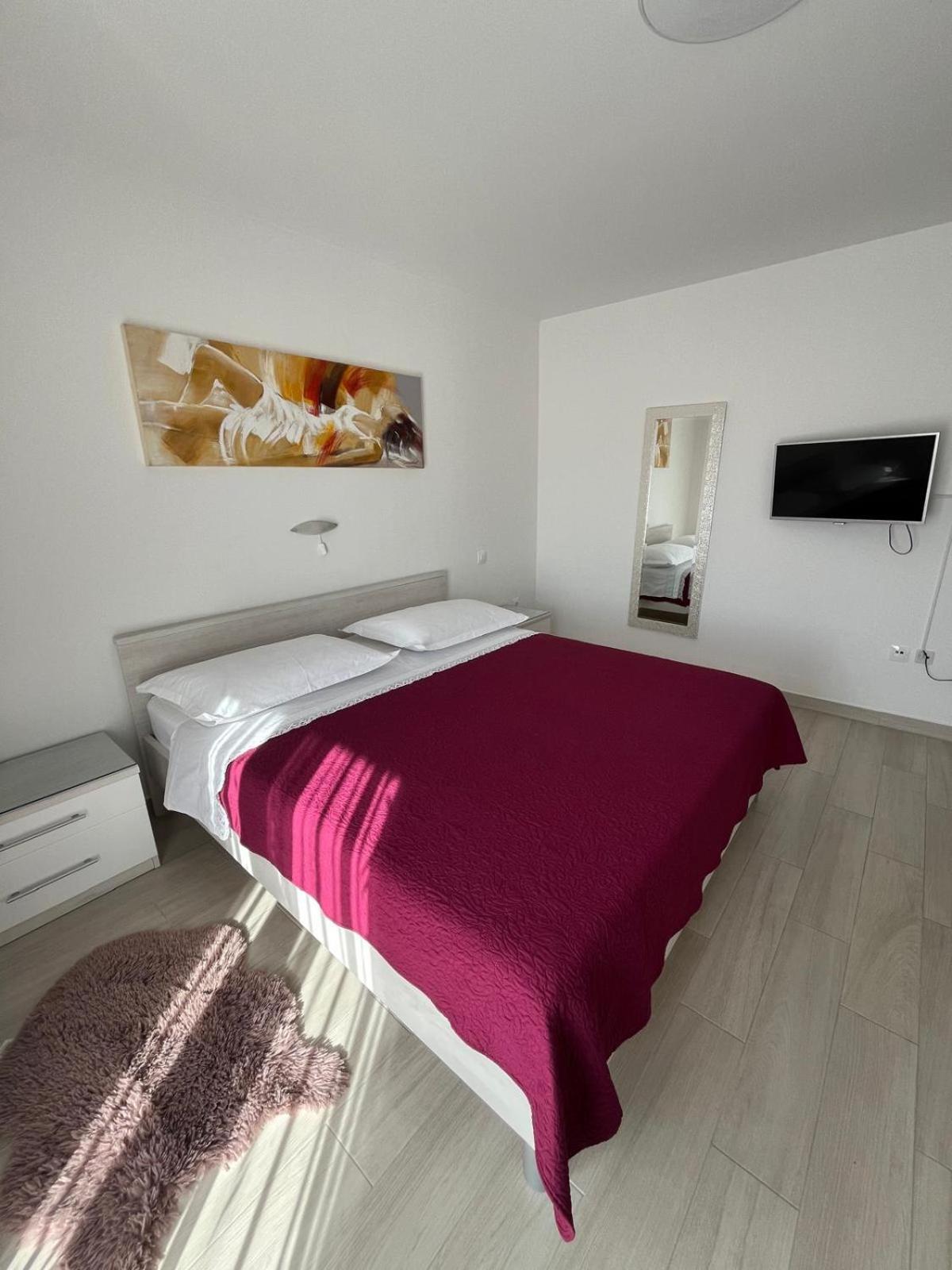 Apartman Tessa Vela Luka Exterior photo